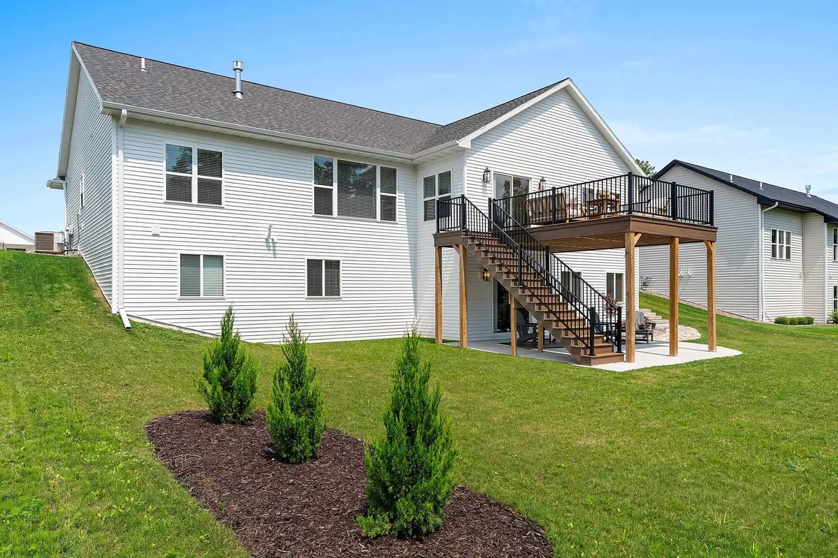 4049 BRUSSELS WAY, Green Bay, WI 54313