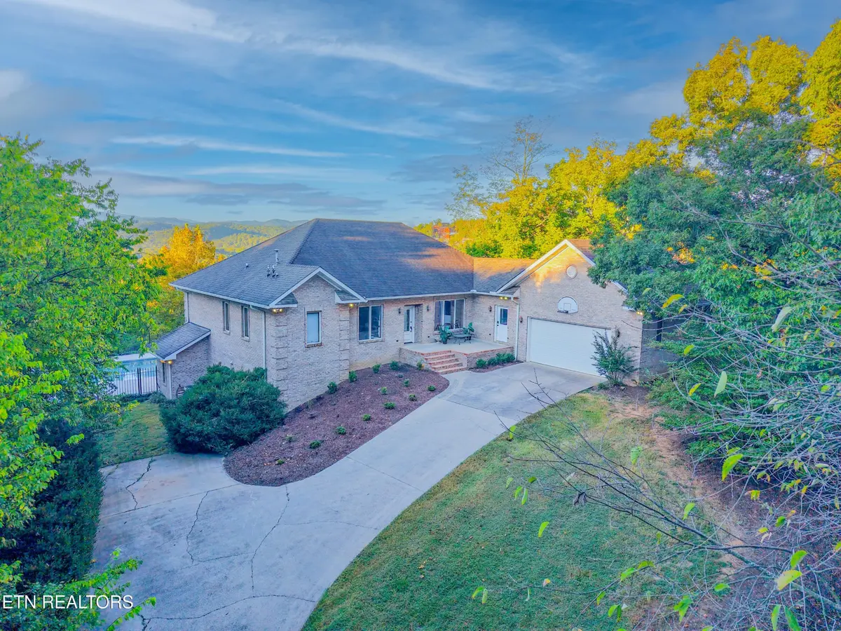 310 Teague, Sevierville, TN 37862