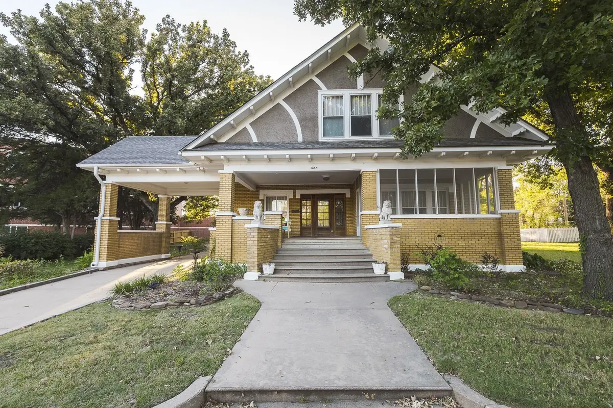 1003 N State St., Augusta, KS 67010