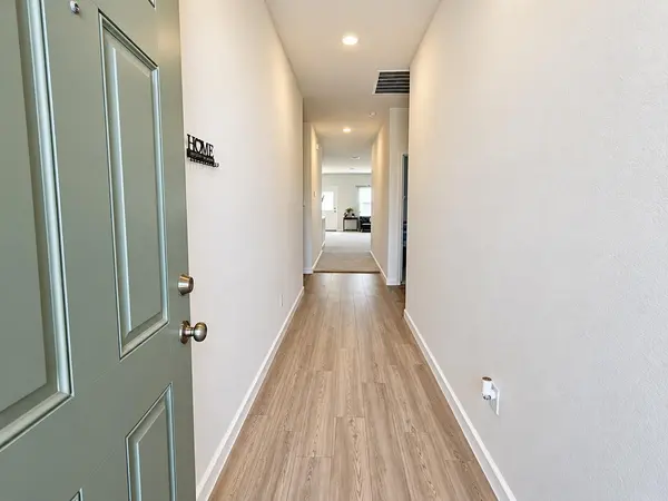 669 The Ugly WAY, Jarrell, TX 76537