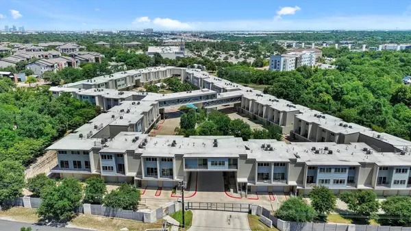 604 N Bluff DR #212, Austin, TX 78745