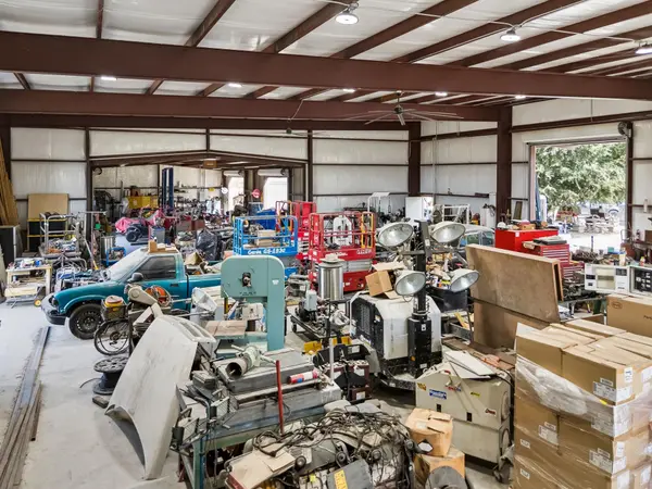 3730 County Road 130 HWY, Hutto, TX 78634