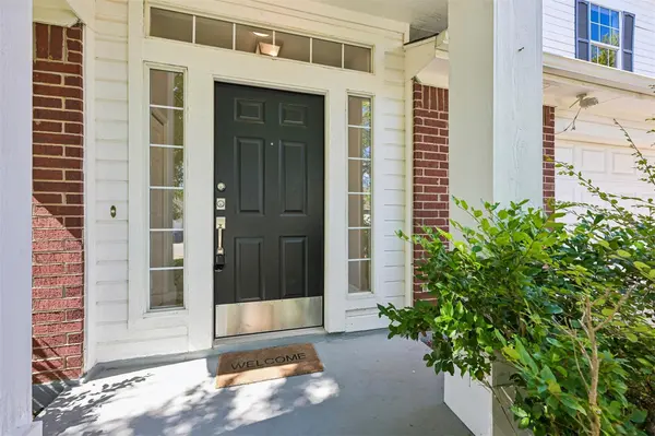 607 Sparkling Brook LN, Leander, TX 78641