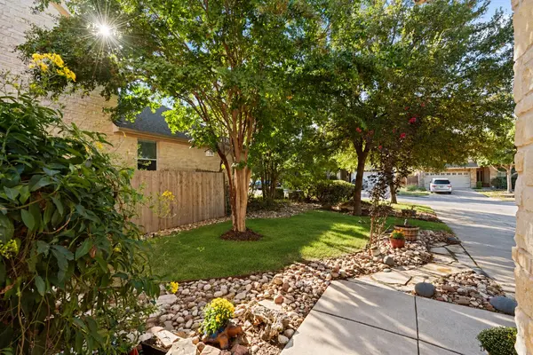 212 Great Circle CV, Austin, TX 78717