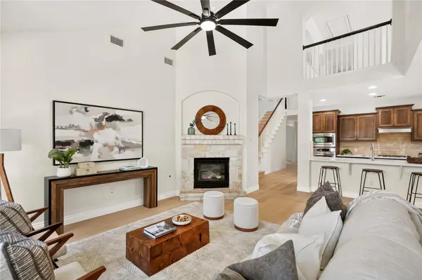 212 Great Circle CV, Austin, TX 78717