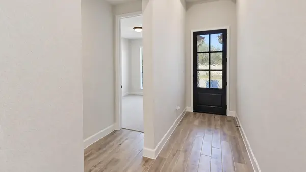 118 Basket Flower LOOP, Kyle, TX 78640