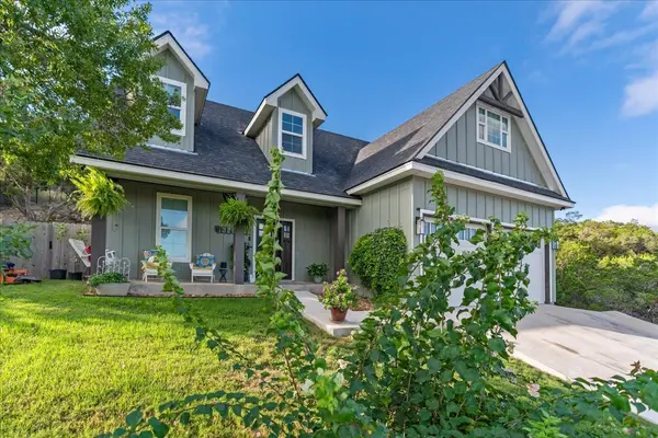 1185 Soaring Eagle DR, Fischer, TX 78623