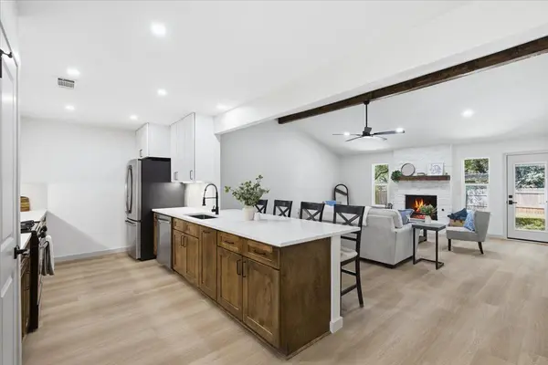 12006 Trianon LN, Austin, TX 78727