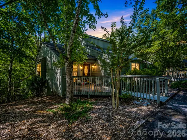 121 Quail Run CT #1629, Lake Lure, NC 28746