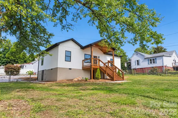 45 Gladden ST, Marion, NC 28752