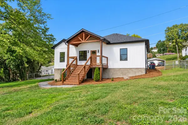 45 Gladden ST, Marion, NC 28752