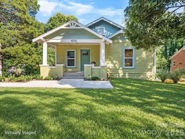 411 4th ST SE, Hickory, NC 28602