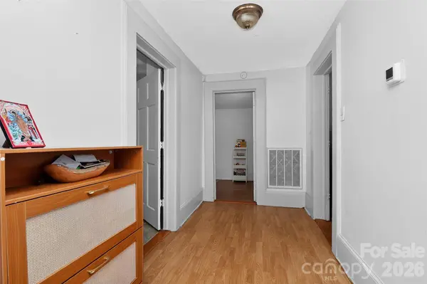 8512 E Franklin ST, Mount Pleasant, NC 28124