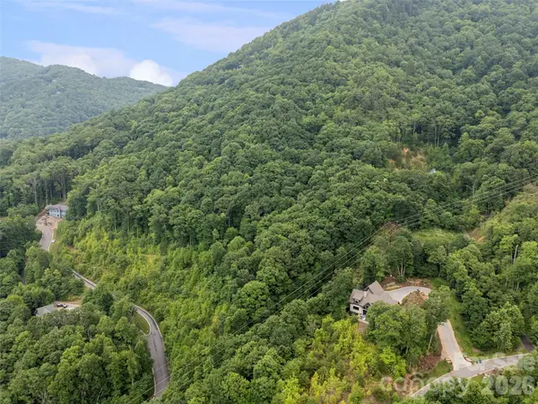 99 Settings BLVD #3 A-12, Black Mountain, NC 28711