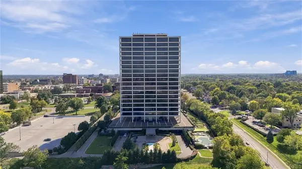 700 W 31st #304 ST, Kansas City, MO 64108
