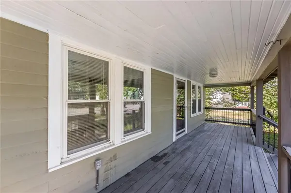 1228 S Main ST, Ottawa, KS 66067