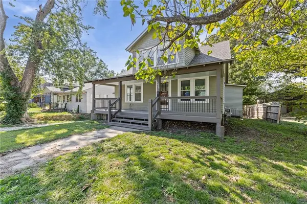 1228 S Main ST, Ottawa, KS 66067