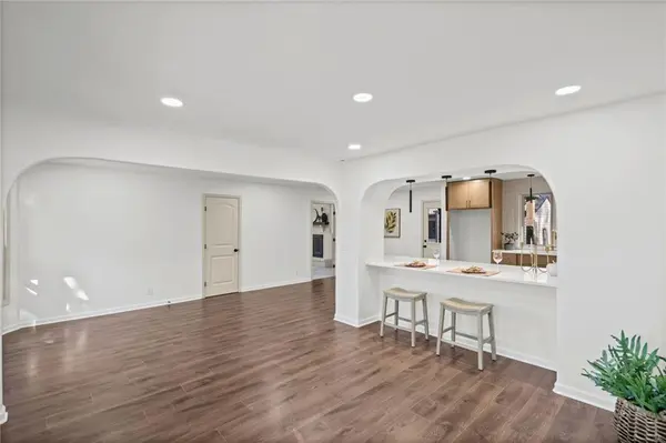 15800 Woods Chapel RD, Kansas City, MO 64139