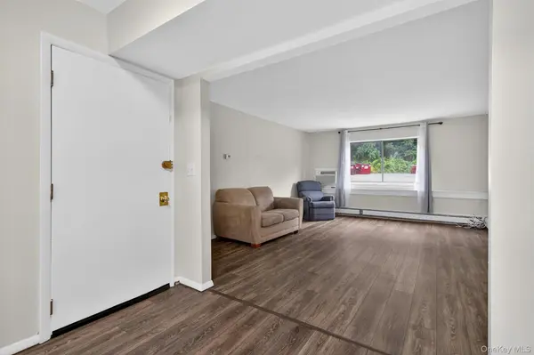 40 Tanager RD #4002, Monroe, NY 10950