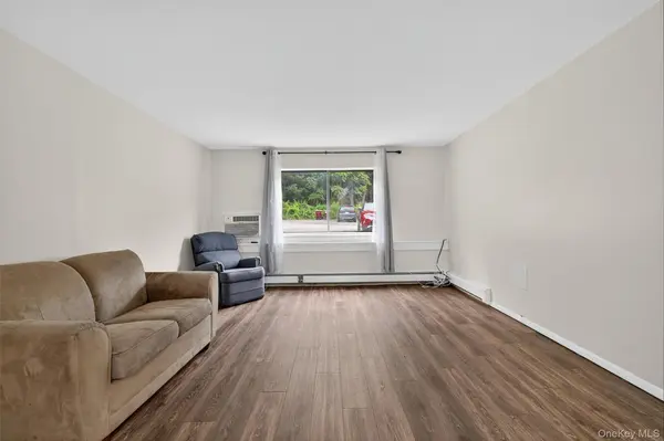 40 Tanager RD #4002, Monroe, NY 10950