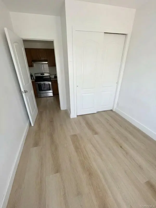 5226 73 #2nd FL, Maspeth, NY 11378