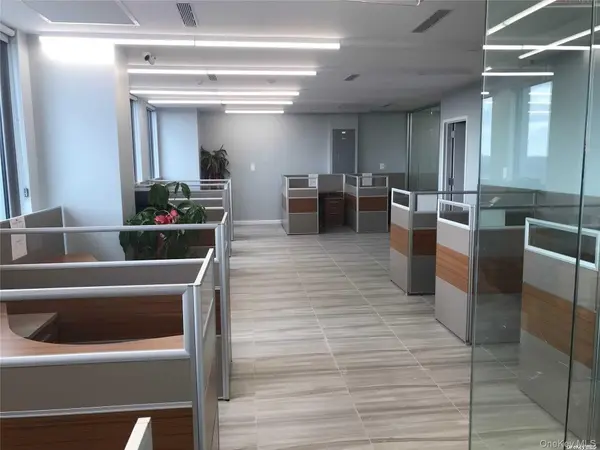 38-08 Union ST #12F, Flushing, NY 11354