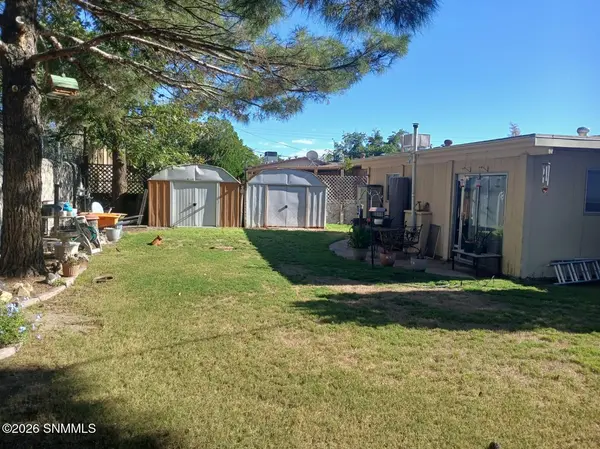 1314 Kilmer ST, Las Cruces, NM 88001