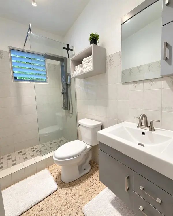 2 CALLE MUÑOZ RIVERA PMB 50, Lares, PR 00669