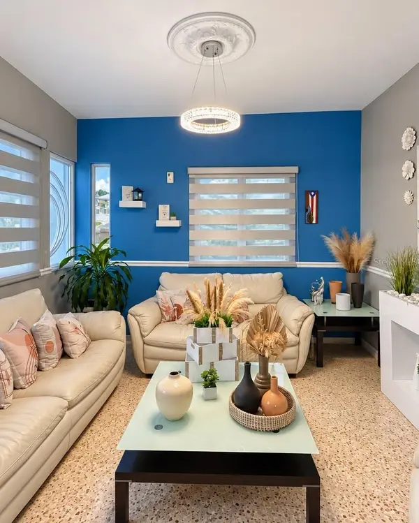 2 CALLE MUÑOZ RIVERA PMB 50, Lares, PR 00669