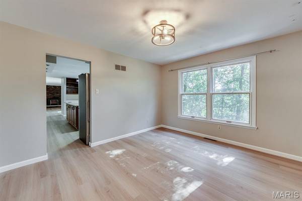 3030 Woodlands RD, Wildwood, MO 63038