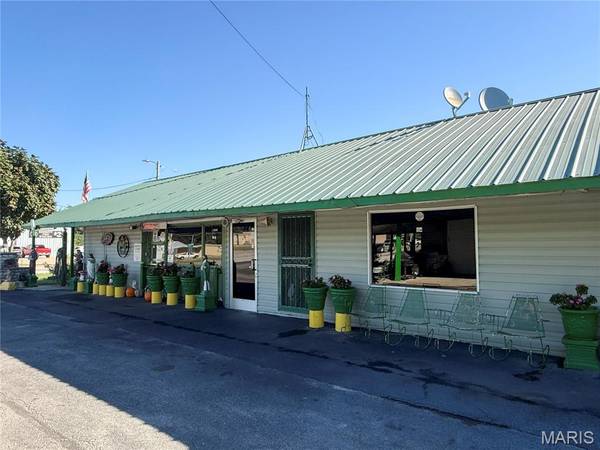 1433 Saint Francis ST, Kennett, MO 63857