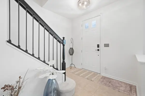 203 W Hyde ST, Arlington Heights, IL 60005