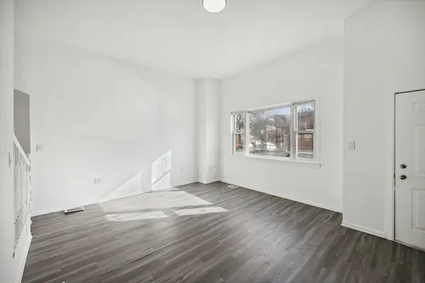 2702 S Spaulding AVE, Chicago, IL 60623