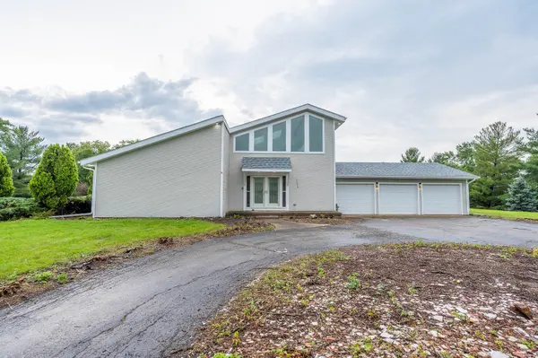 25636 Stoney Kirk CT, Lake Zurich, IL 60047