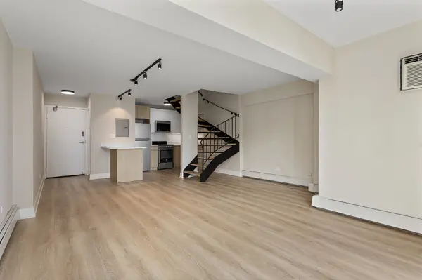 6166 N Sheridan RD #10G, Chicago, IL 60660