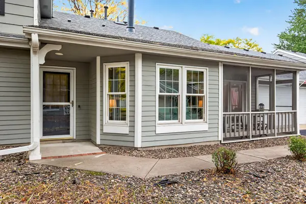 7780 Glenda CT, Apple Valley, MN 55124