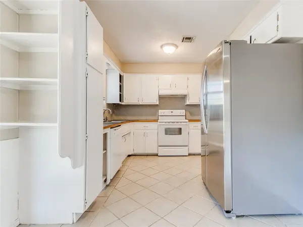 644 Howard CT, Edmond, OK 73003