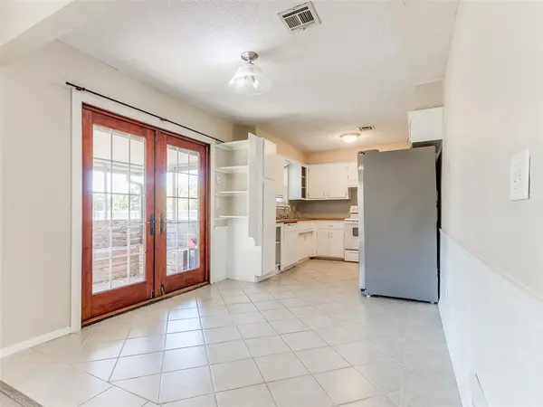 644 Howard CT, Edmond, OK 73003