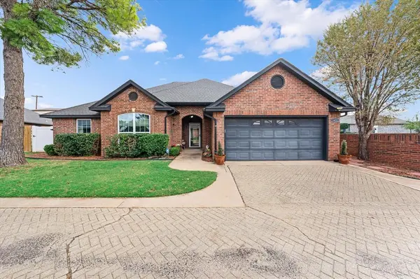 1422 N Canyon WAY, Guthrie, OK 73044