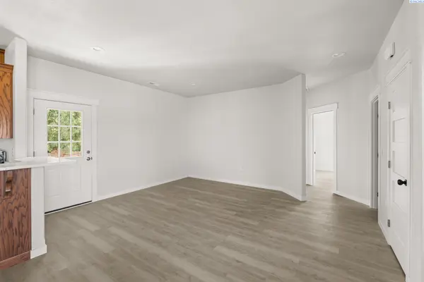 304 Victoria St, Sunnyside, WA 98944