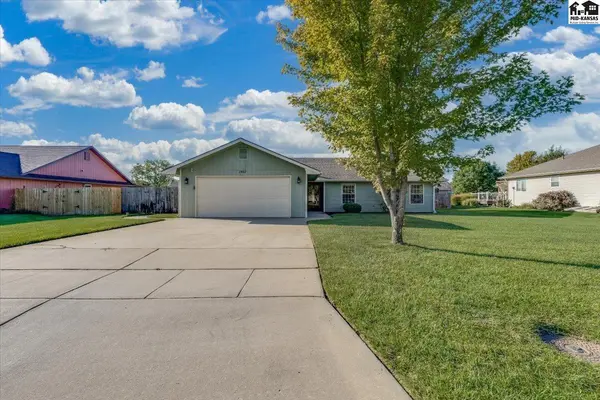 1807 E 26th Ave, Hutchinson, KS 67502