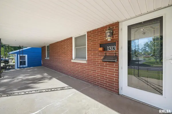 1313 MATILDA ST, Pekin, IL 61554