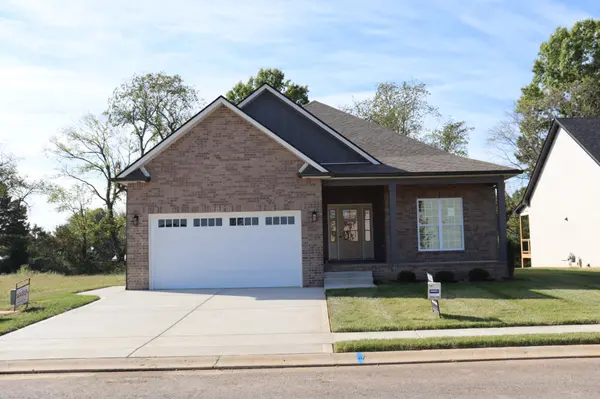 734 Southern Pine Trl, Clarksville, TN 37043