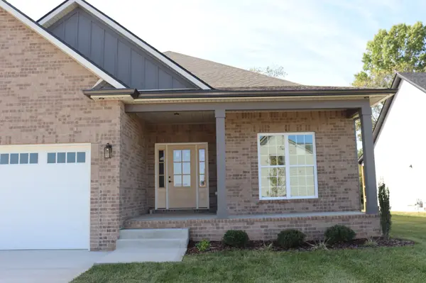 734 Southern Pine Trl, Clarksville, TN 37043