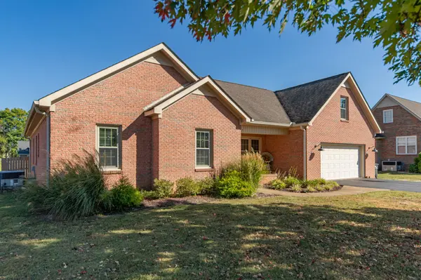 305 Springdale Dr, Columbia, TN 38401