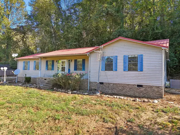 787 Hurricane Creek Rd, Lynchburg, TN 37352