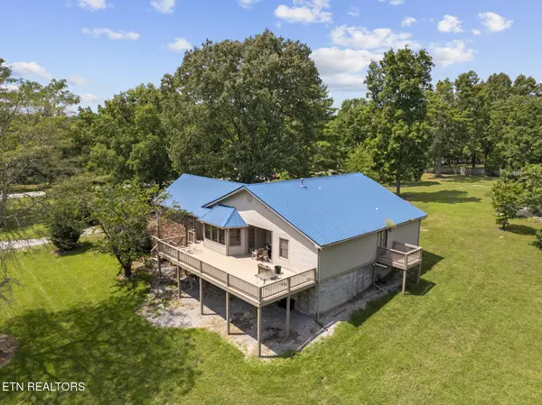 71 Creekway Drive, Crossville, TN 38555