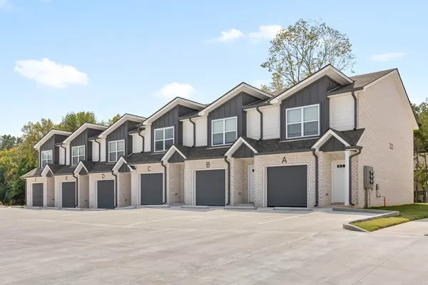 321 Longshadow Trl #E, Clarksville, TN 37043