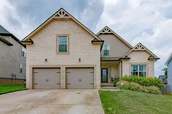 1126 Hilliard Ln, Clarksville, TN 37042