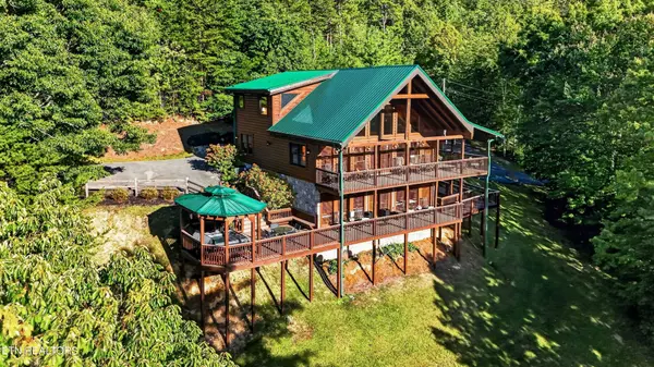 3702 Marian Lake Way, Sevierville, TN 37862